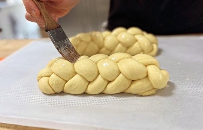❗️Jetzt hier vorbestellen - ab 23.10.2025 verfügbar❗️ Striezel groß ca. 500g mit Rosinen