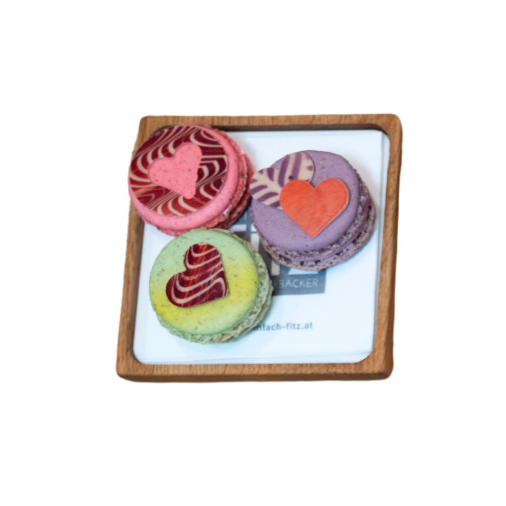 Herzmacarons verschiedene Sorten je Stk.